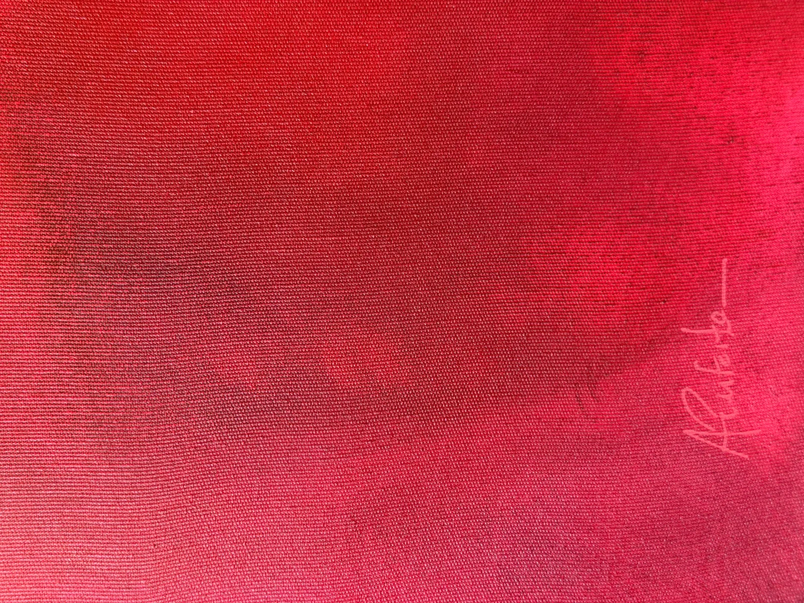 Detalhe da assinatura de Alyne Perfeito na tela Fire of Devotion (100 x 150 cm), acrílica sobre tela — parte da documentação que acompanha cada obra do acervo, Perfeito Studio