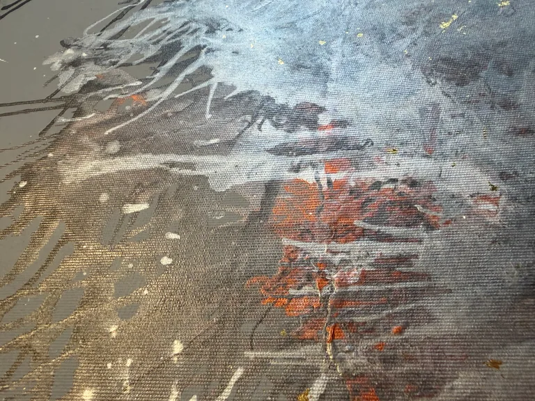 Surface detail — Origin of Light by Alyne Perfeito