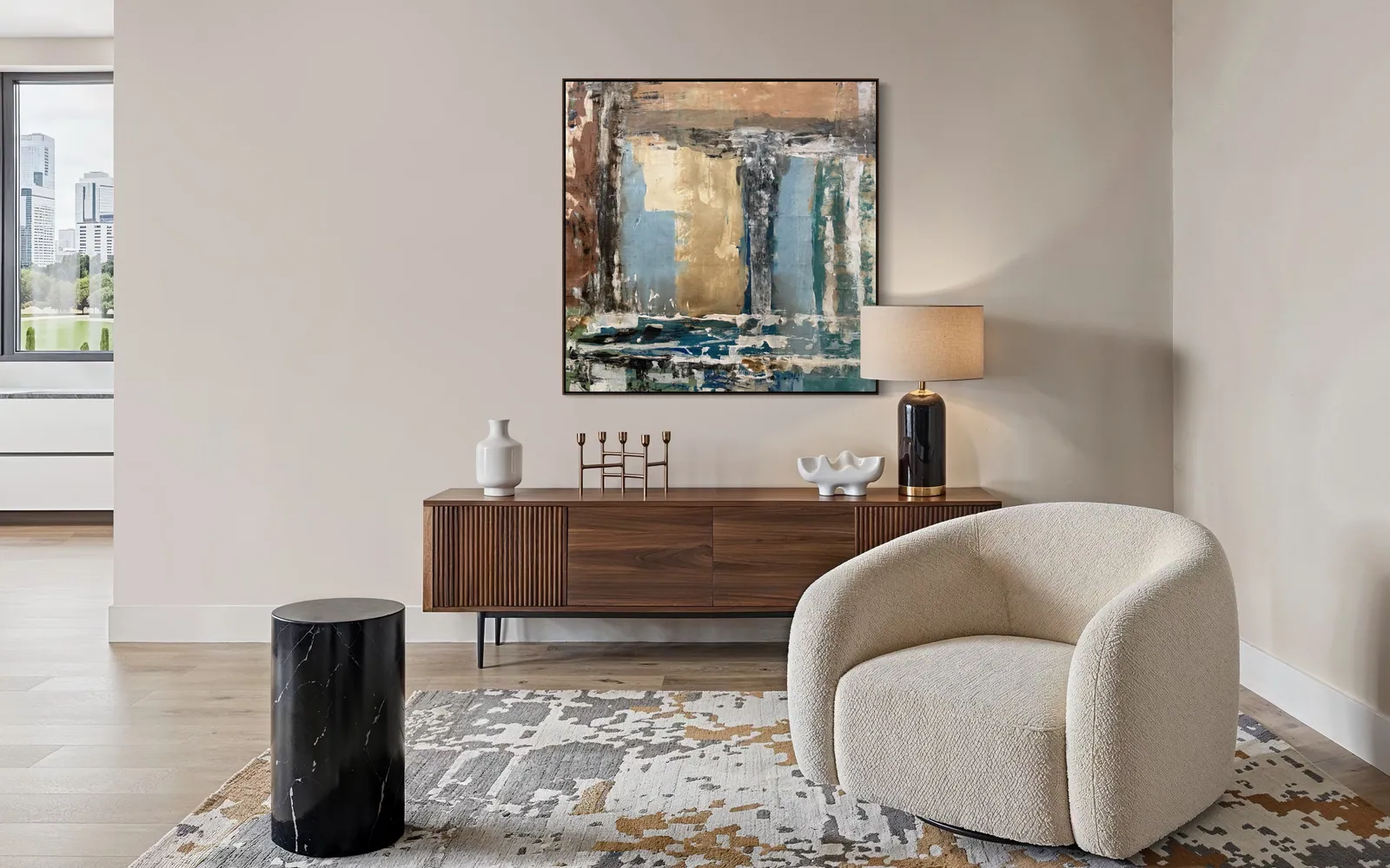 Patina Field (100 x 100 cm), acrílica sobre tela, em ambiente residencial contemporâneo — Alyne Perfeito, Perfeito Studio